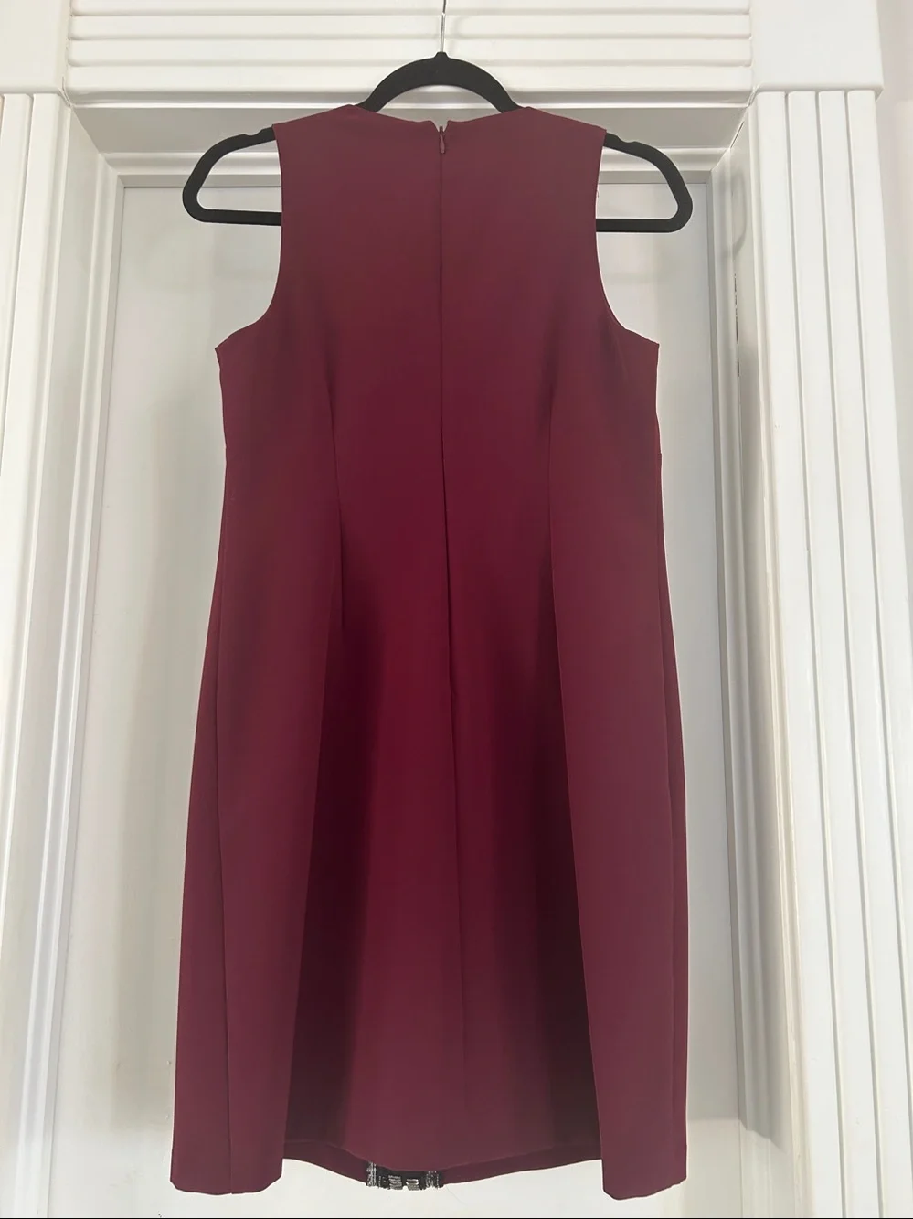 Laundry by Shelli Segal Beaded V-Neck Shift Dress Burgundy Size 2